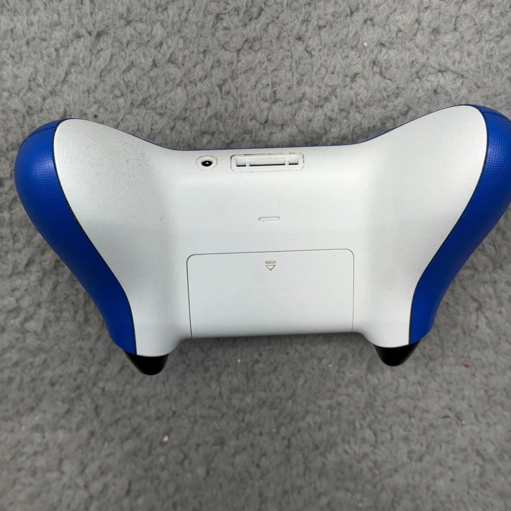 Microsoft Xbox Wireless Controller 1914 Shock Blue M1138144-007 Series X / S